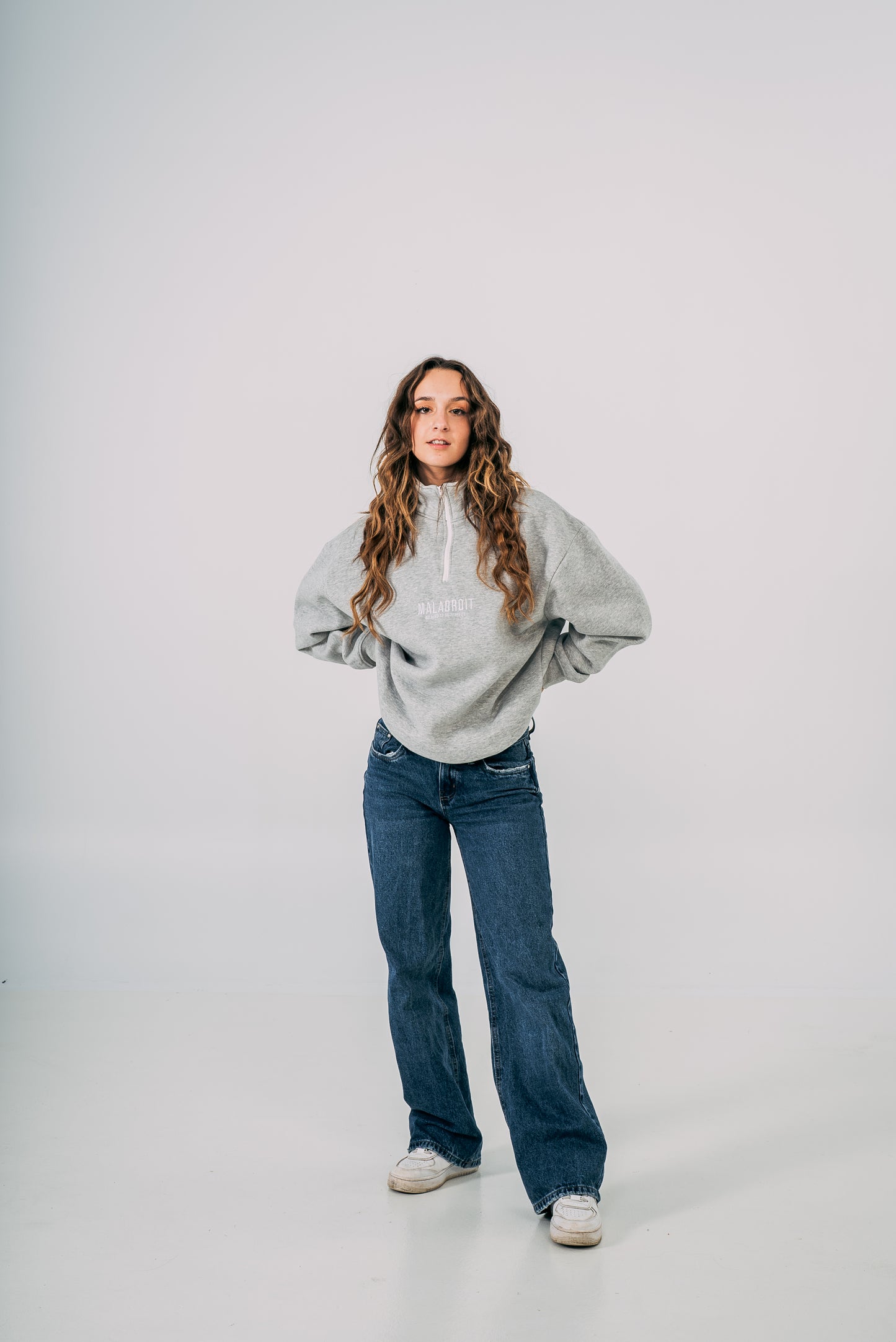 The essential 1/4 zip sweater - Grey