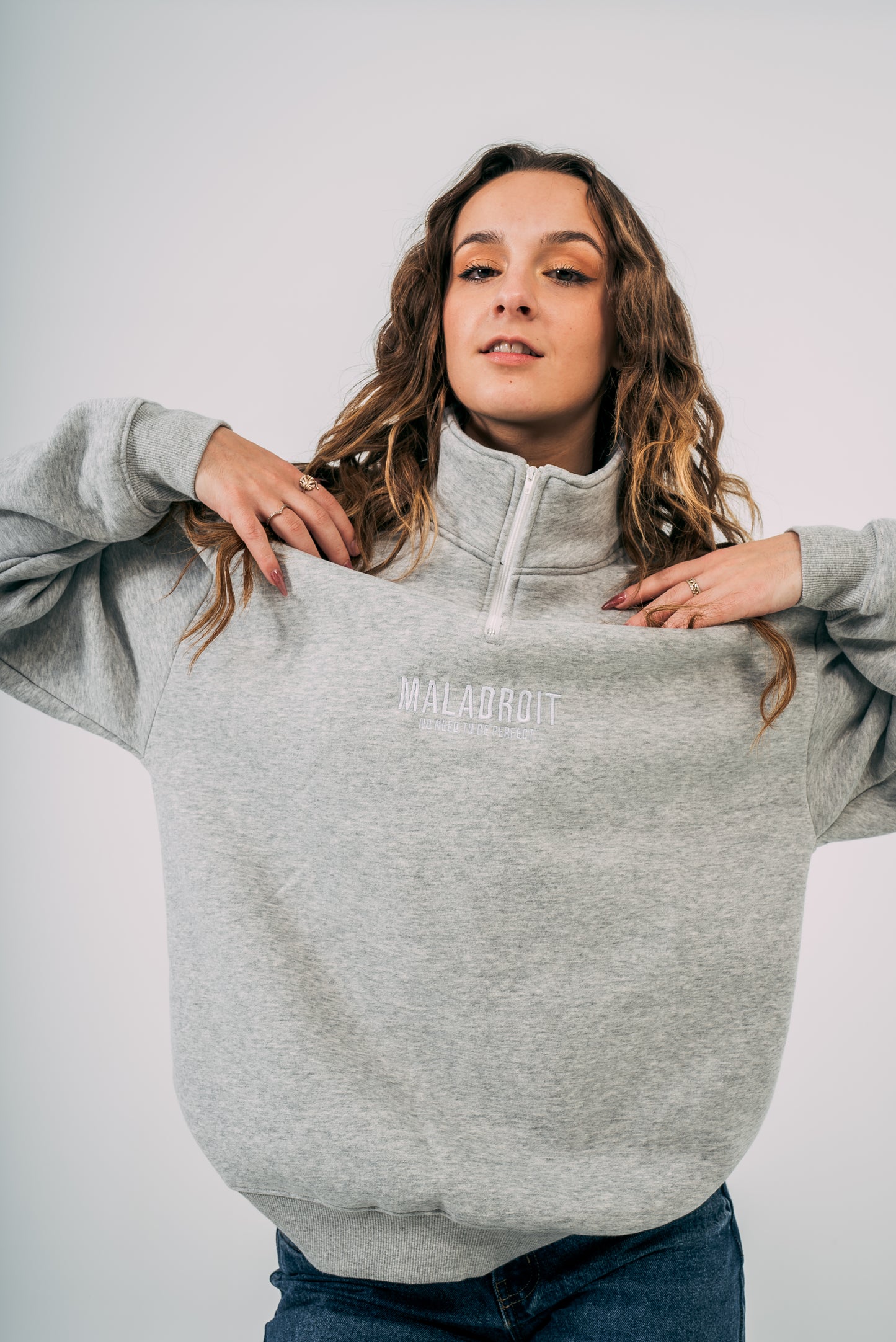 The essential 1/4 zip sweater - Grey